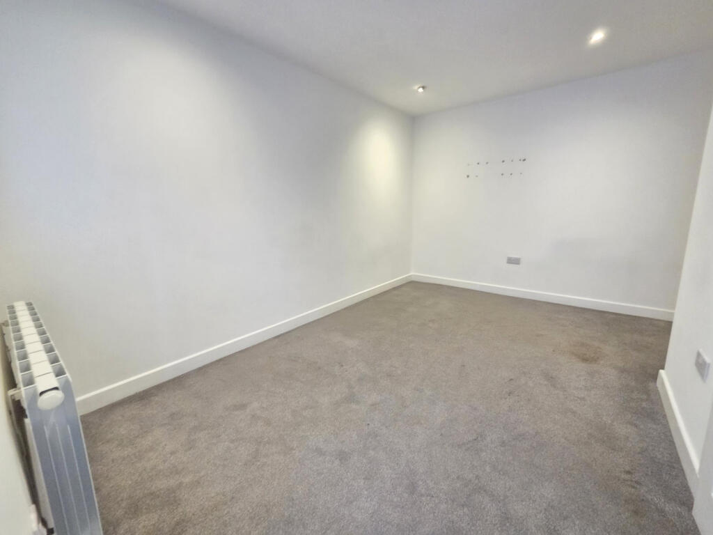 Side Annexe