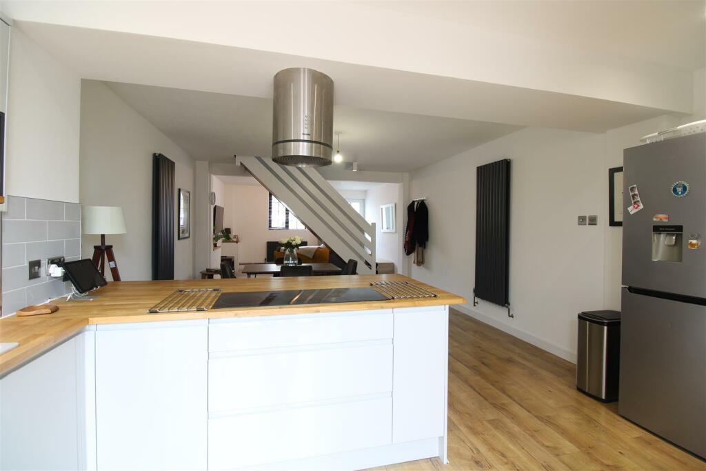kitchen3.JPG