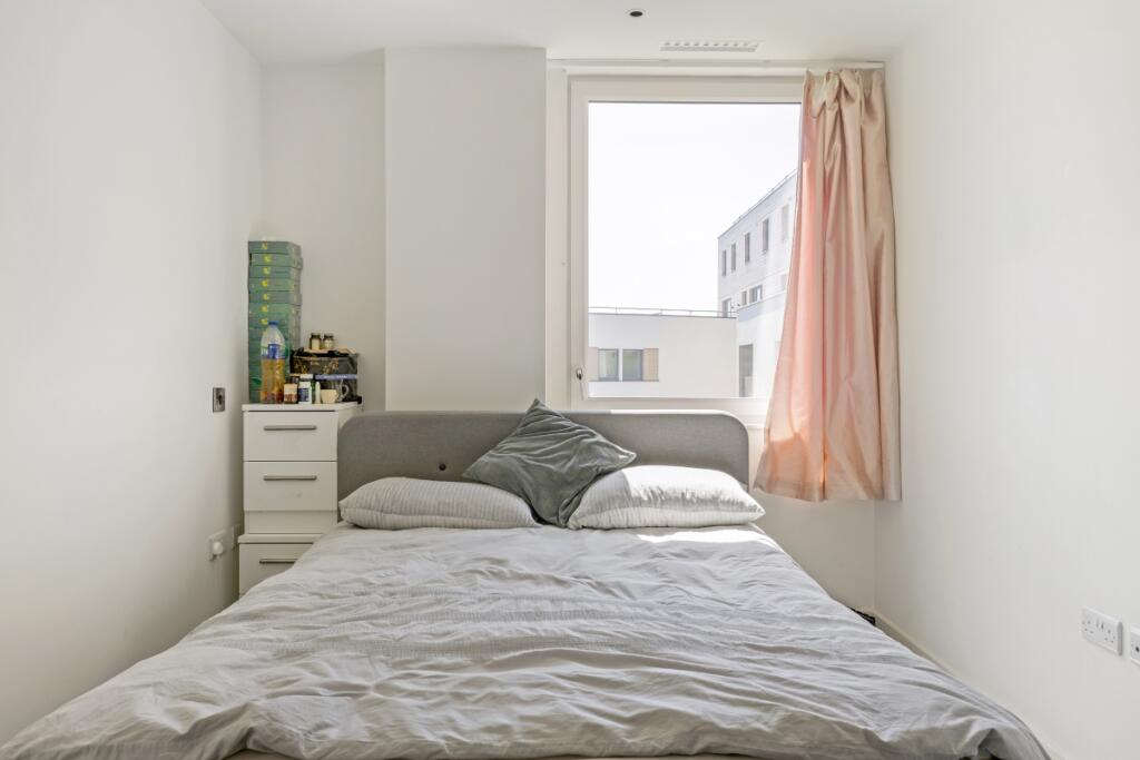 92032_Flat-64-Dar...