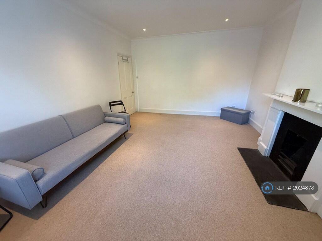 Huge Sitting Room 