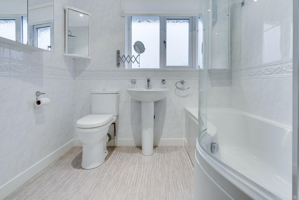Family bathroom
