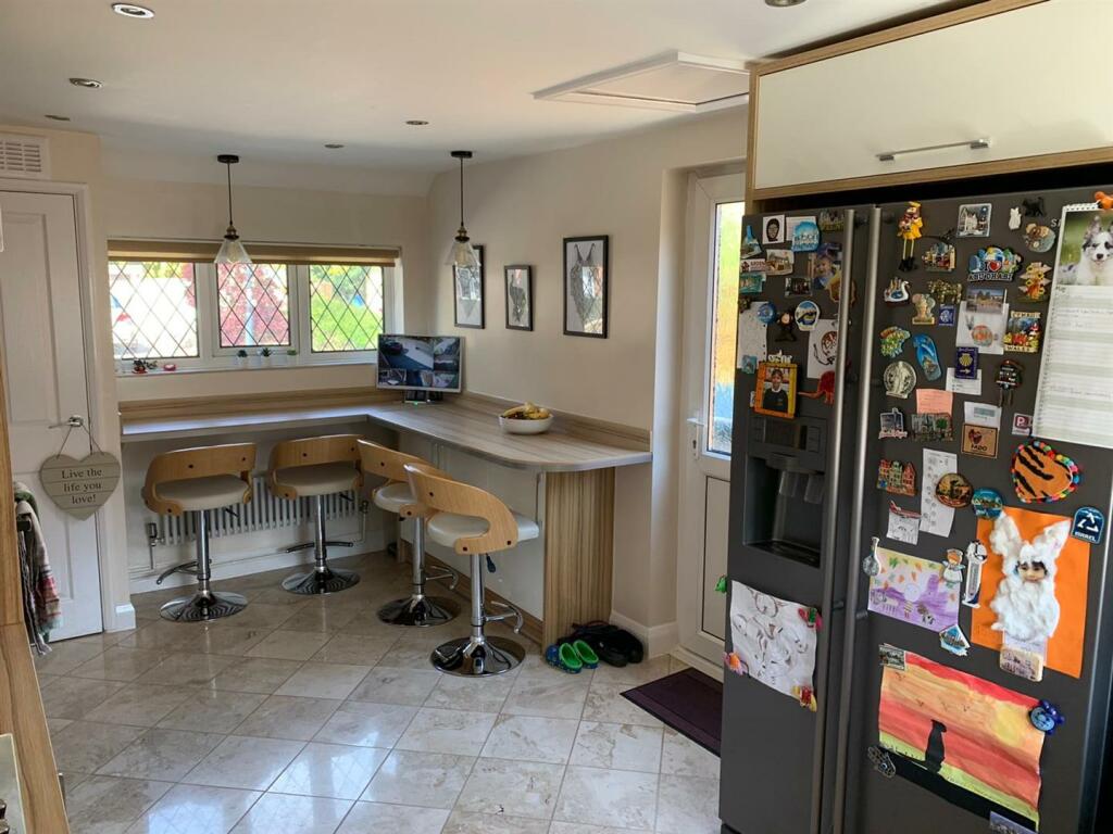 Breakfast Kitchen