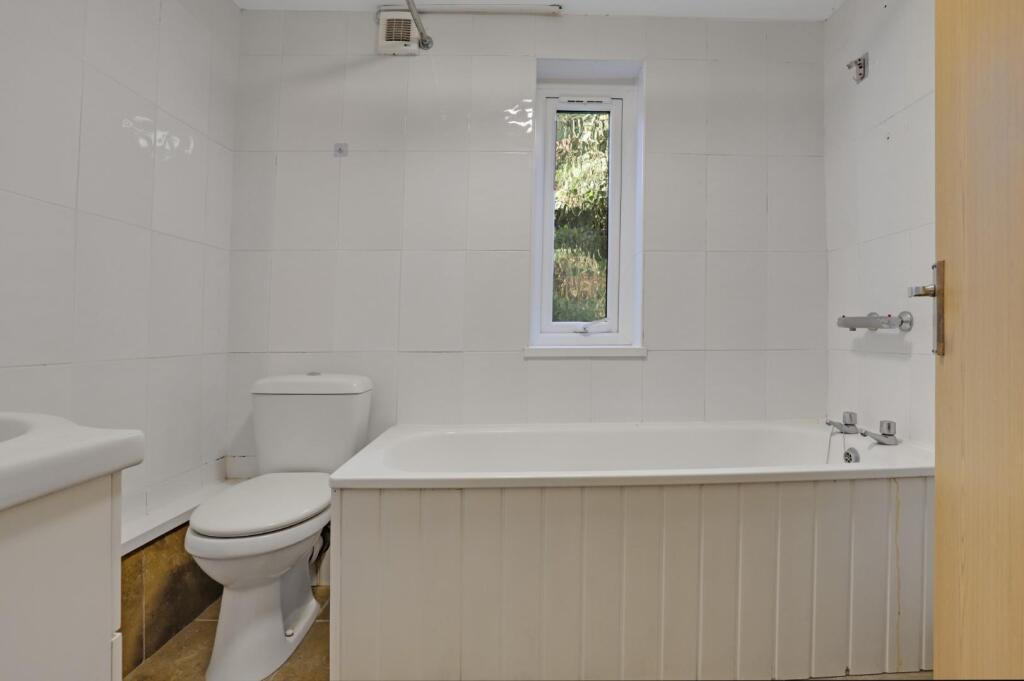 12-a4e0JHPropWpen - 3 Parish Lane - 14.jpg