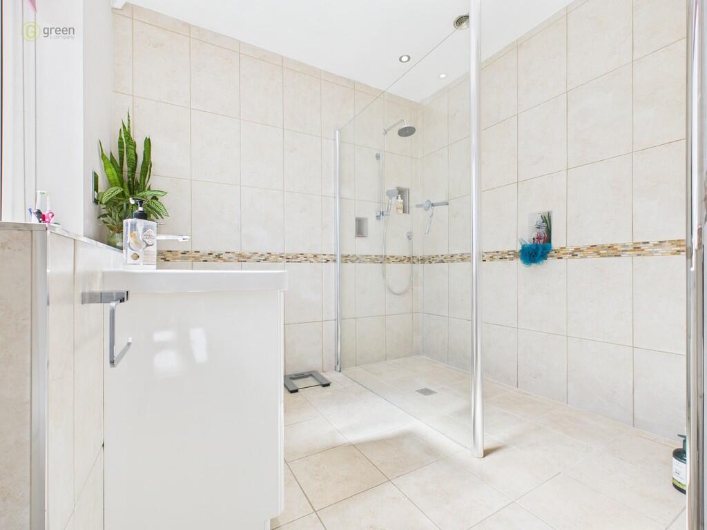 CAM03830G0-PR0206...