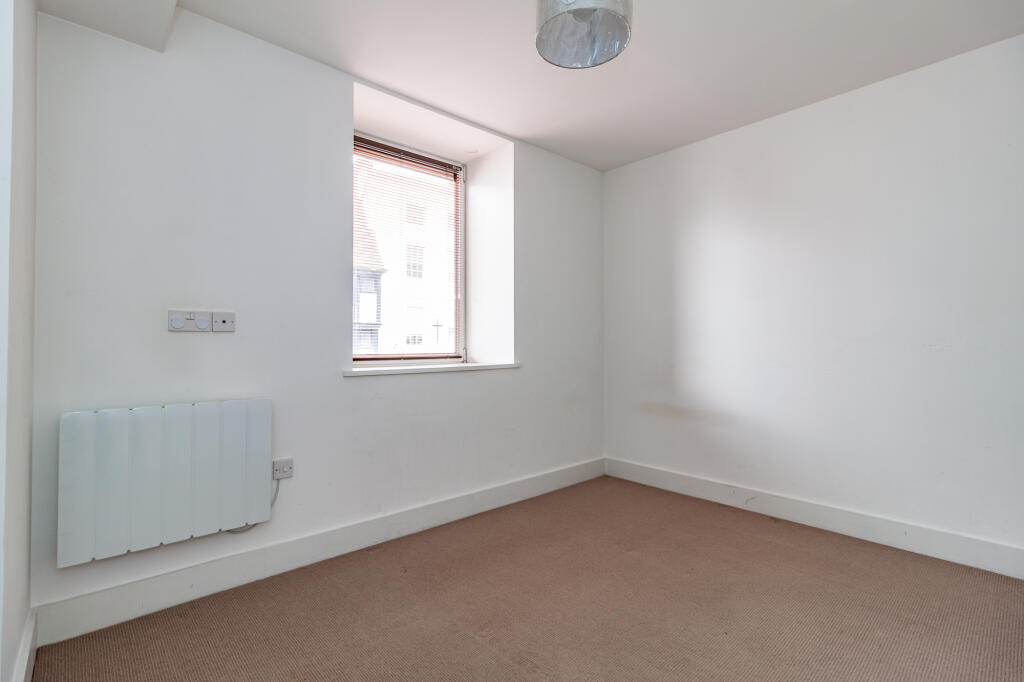 romrps-REA151118-6-T