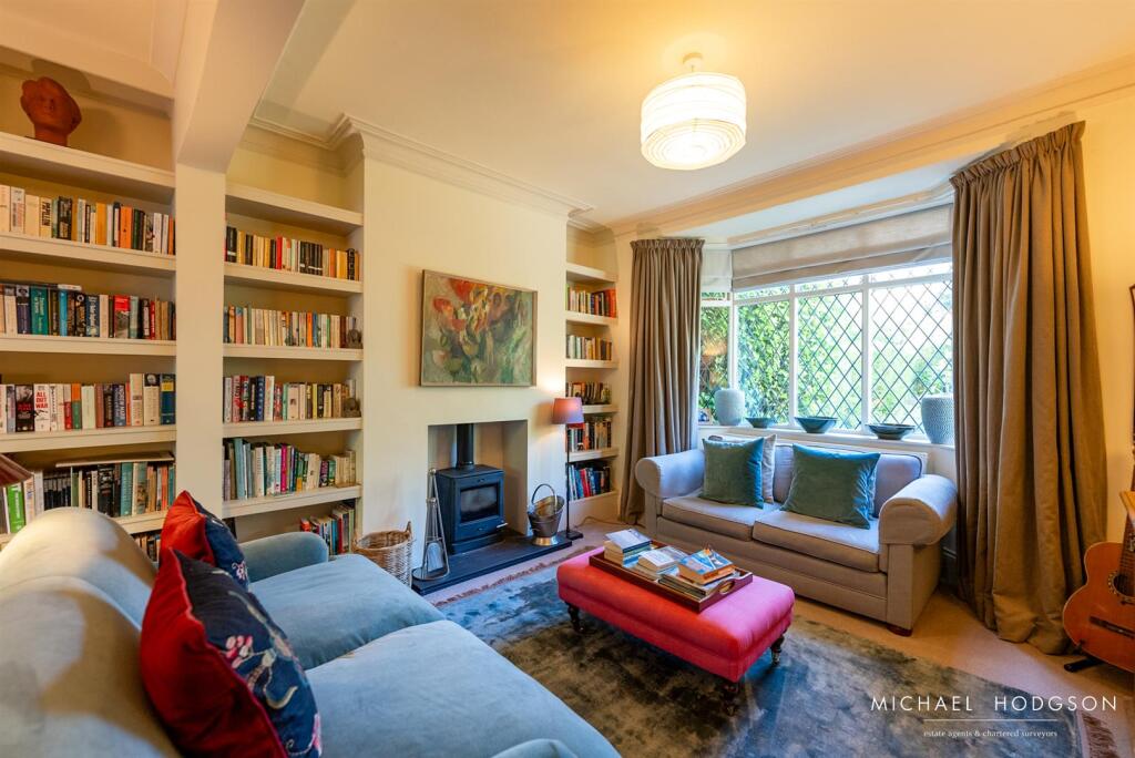 21, Laburnum Grove-29.jpg