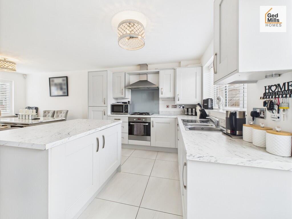 CAM04261G0-PR0075...