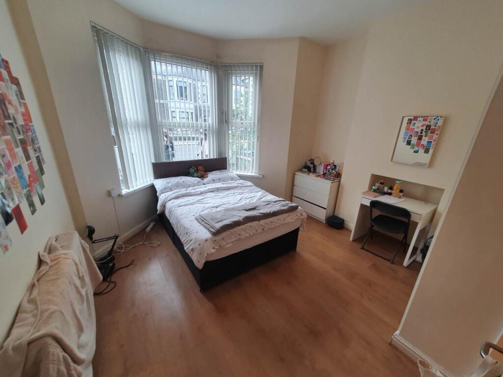 Ground floor front b