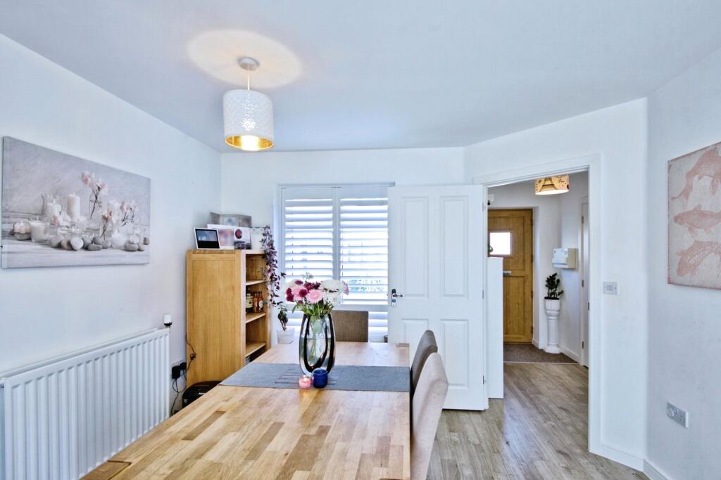 Diner/Kitchen