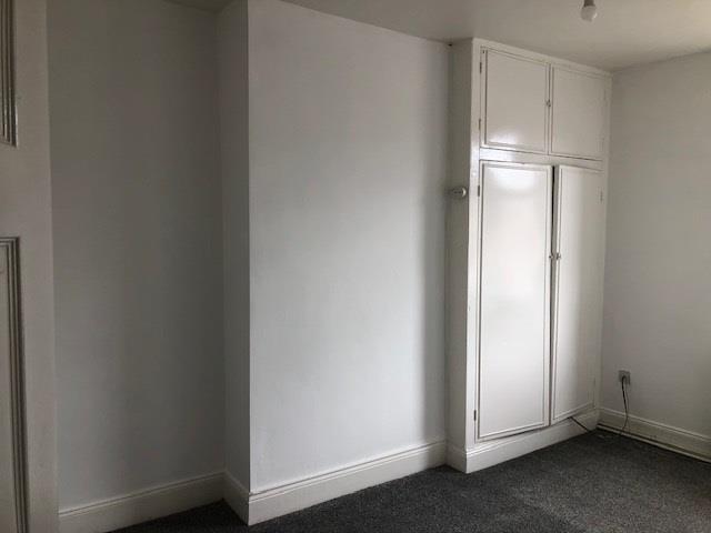 Second bedroom1.jpg