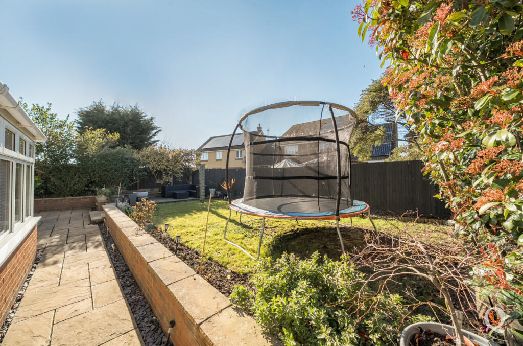 4dd3f8e7-222f-46d...