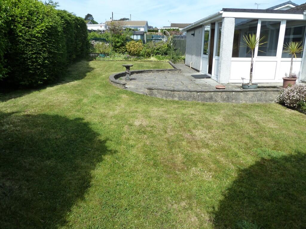 Conservatory to rear