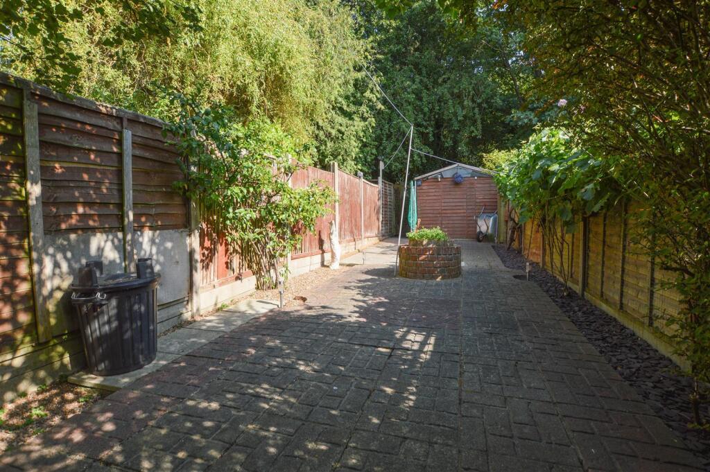 Garden 3.jpg