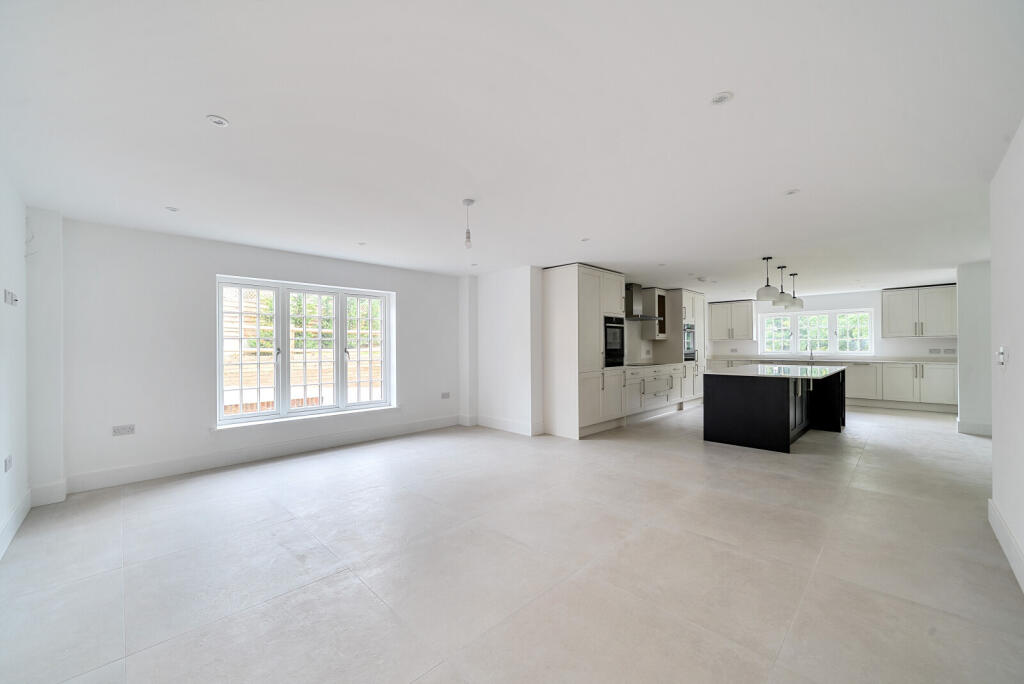 1347754-26-68b6eb...