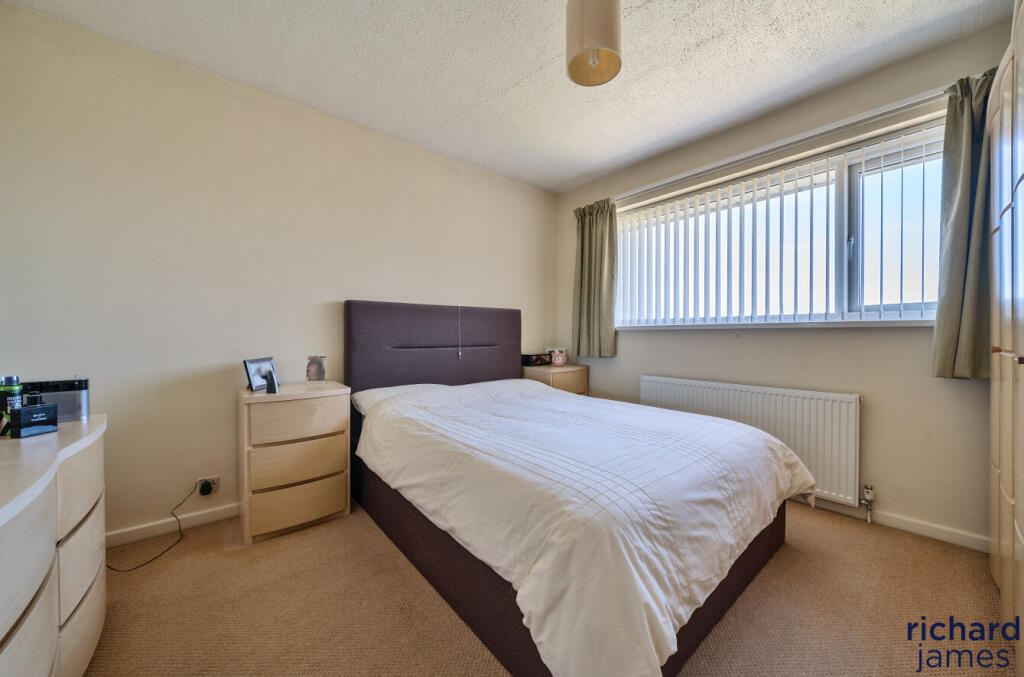 c04d9ae90c5f40ac915dfc20bfb085e7