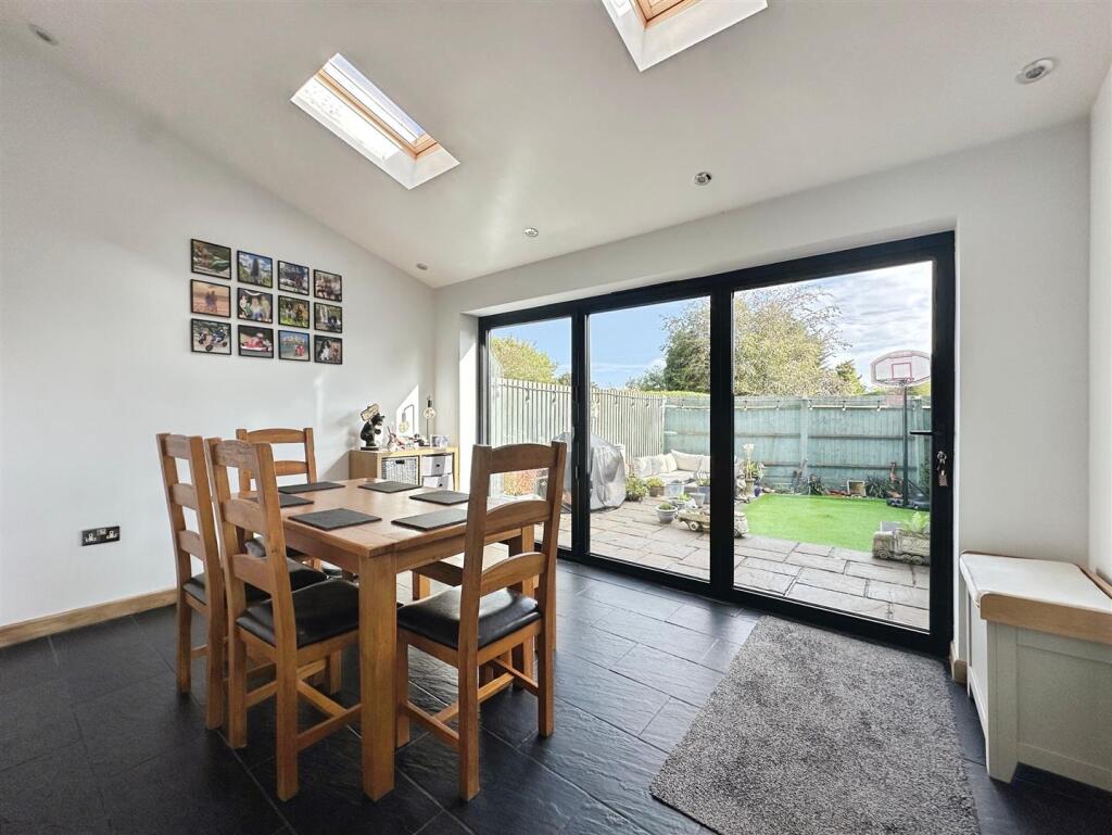 8fc5a406--4C86-9518-99240042F9D0-11963-00000366983