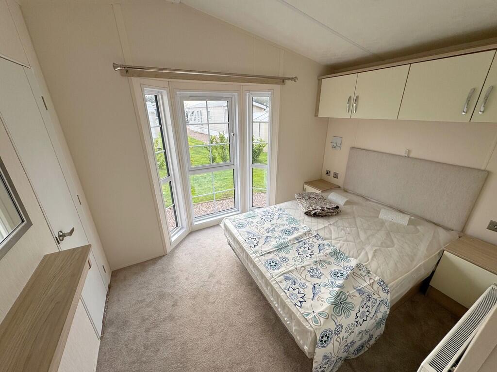 Facetune_26-02-20...