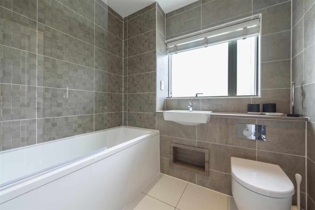 53195 Hi res (9).jpg