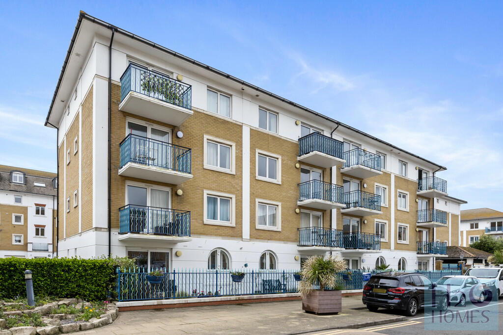 Merton court, fla...