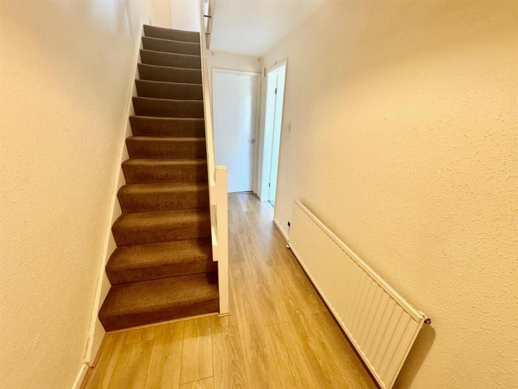 Hallway.jpg