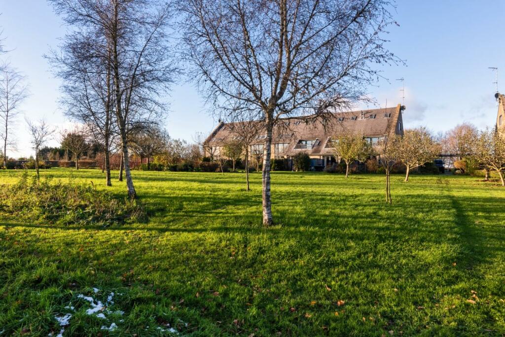 18 Home Barns, Marshfield, SN14 8JN-5.jpg