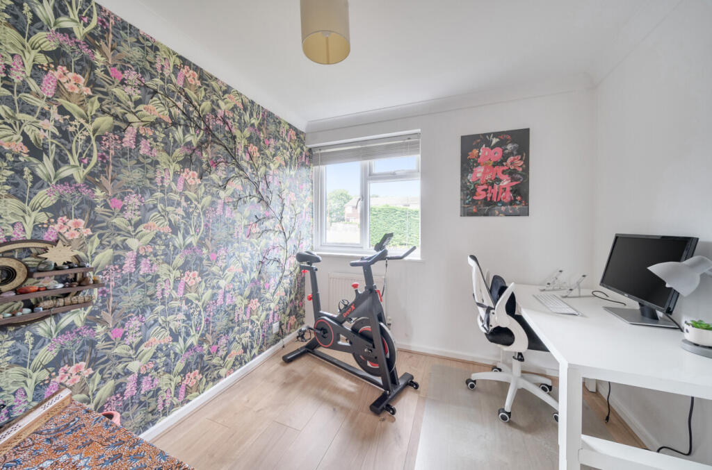 1314796-20-685ad5...