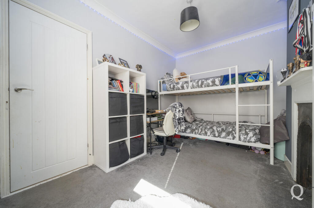 1b19a867-b30a-471...