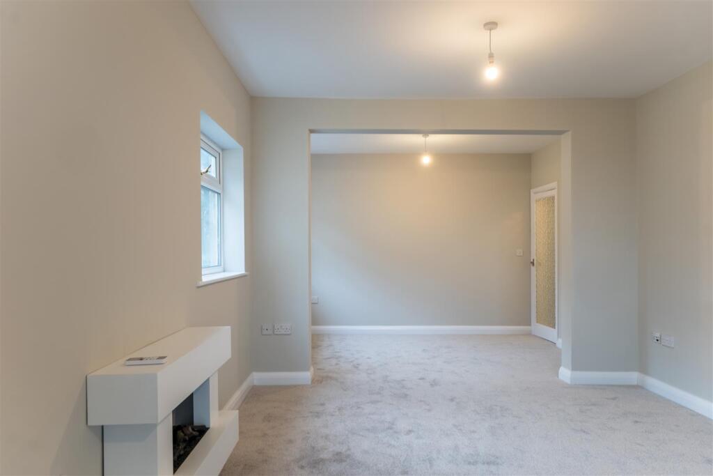 17 Station Road-010.jpg