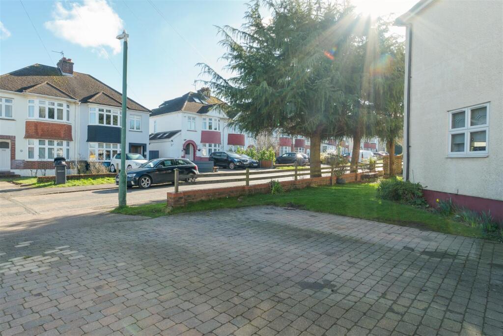 Holtye Crescent, Maidstone9.jpg