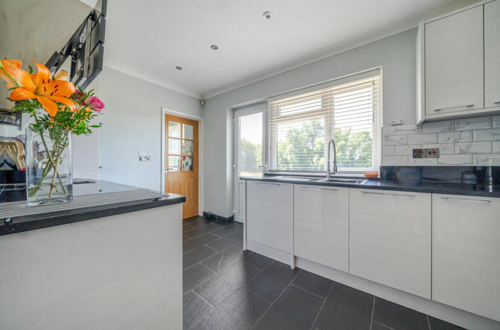 1321071-16-686fad...