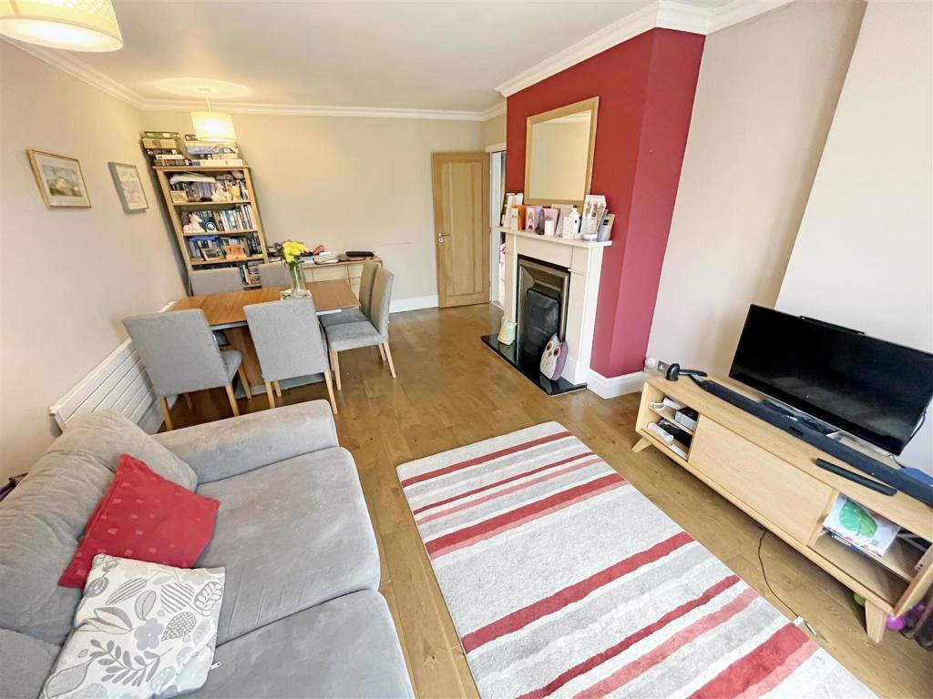 Lounge &amp; Dining Room Aspect 4.jpg