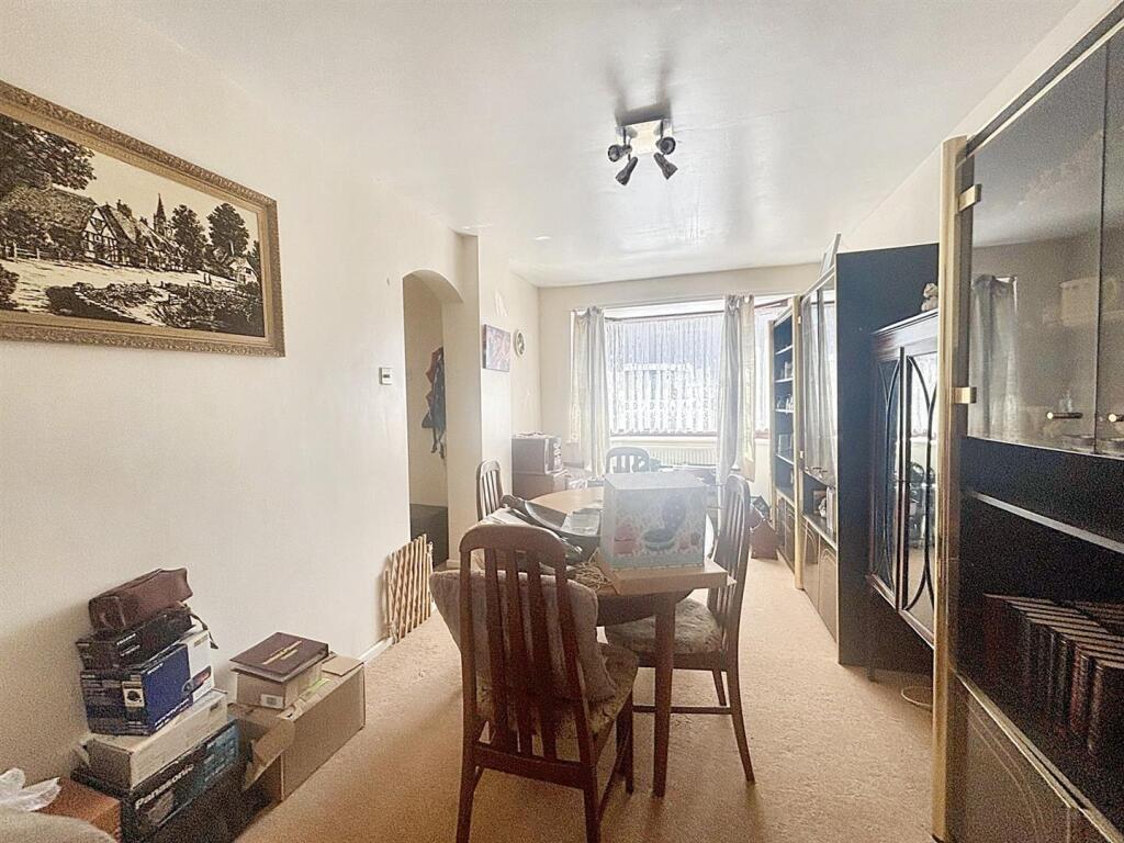Dining room.jpg