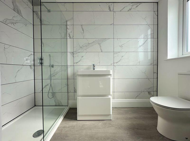 En Suite Shower Room