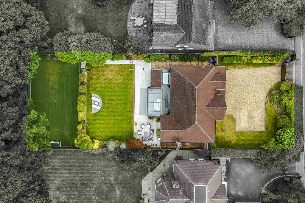 80 Gregories Road, HP9 1HL (LOW RES)-13