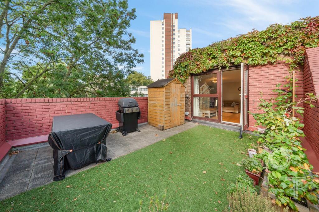 Malden Crescent, Chalk Farm NW1