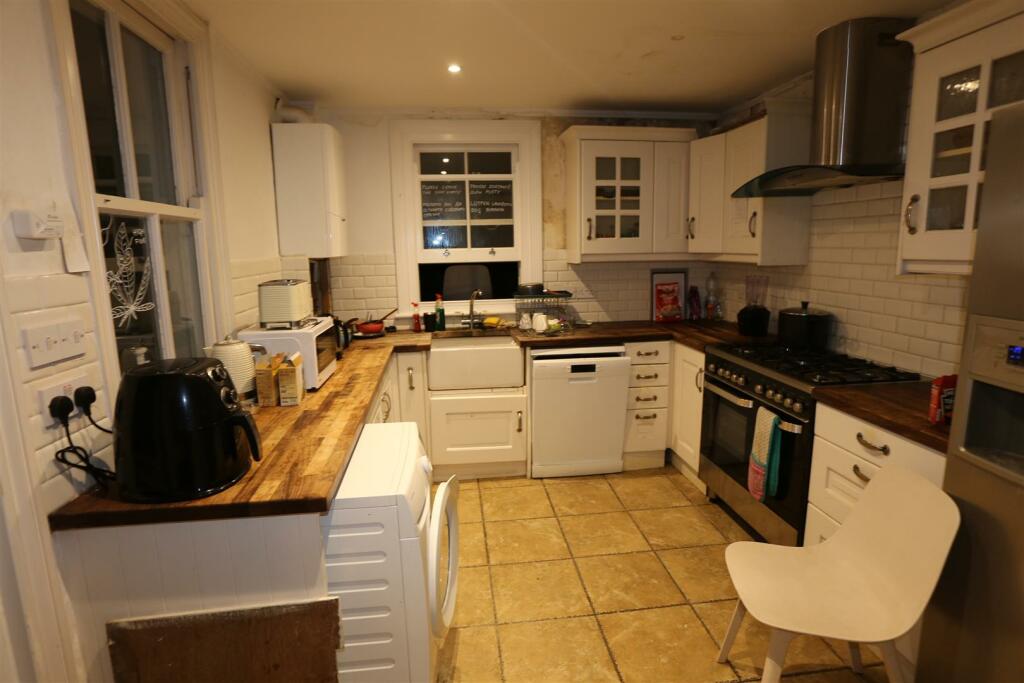 252 EASTERN ROAD (11).JPG