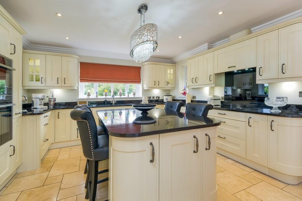 1440px-Brookside ...