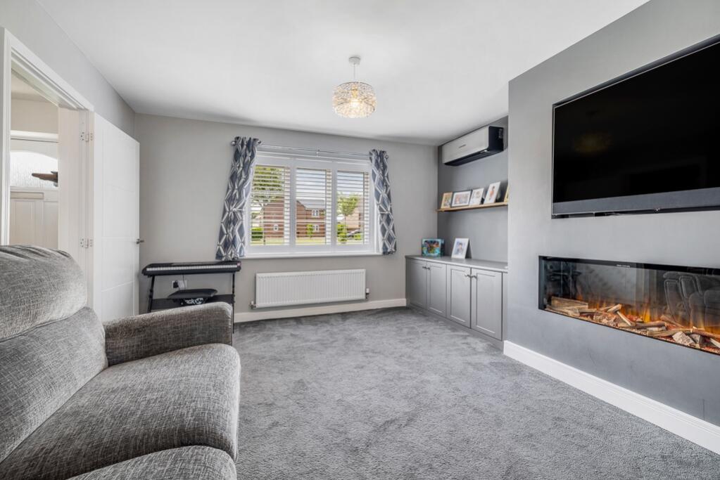 23 Top Farm Avenue (Navenby)-17