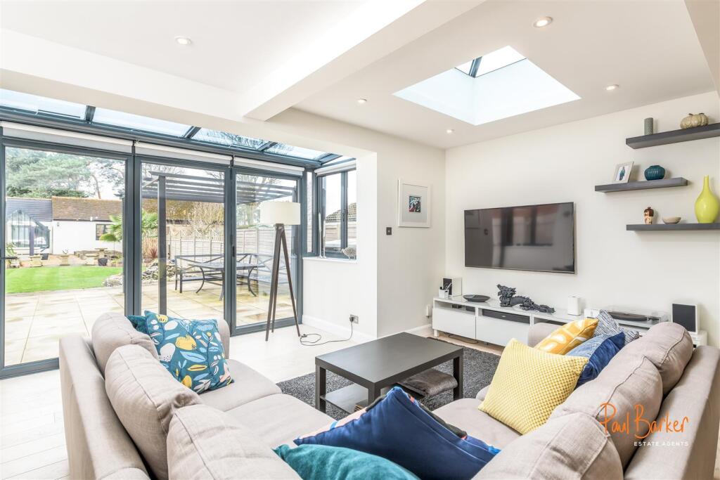 220304 - 2 The RIse - 20 [WM].jpg