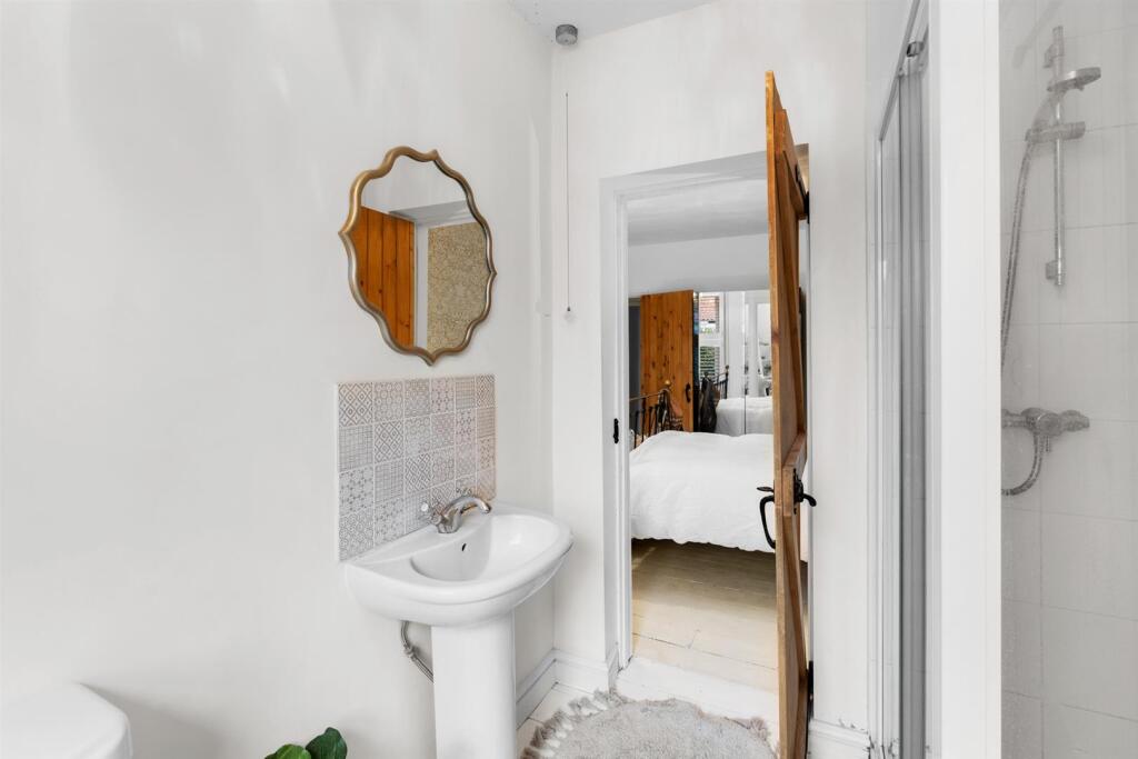 33HenleyRd-014.jpg