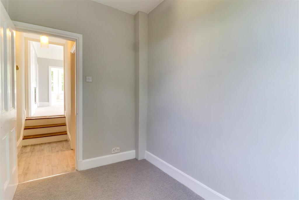 Bed 1 - Office 1.3-Edit.jpg