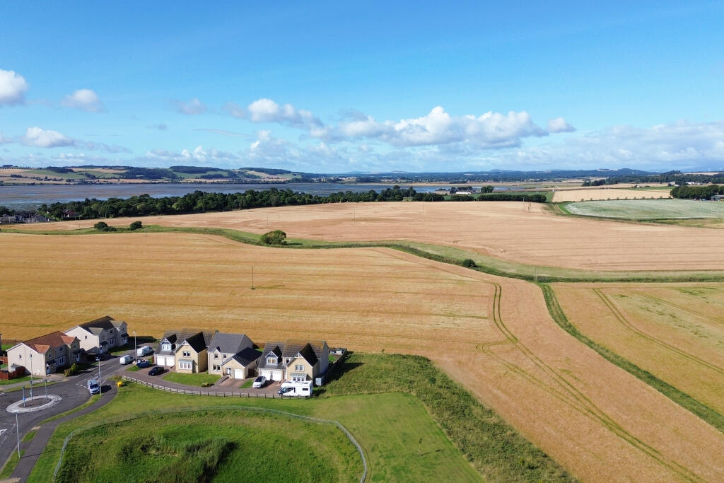 Surrounding Countryside &amp; Montrose Basin