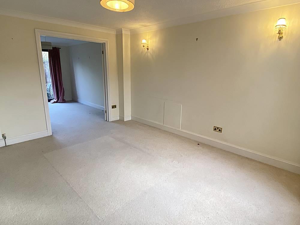 sitting room.jpg
