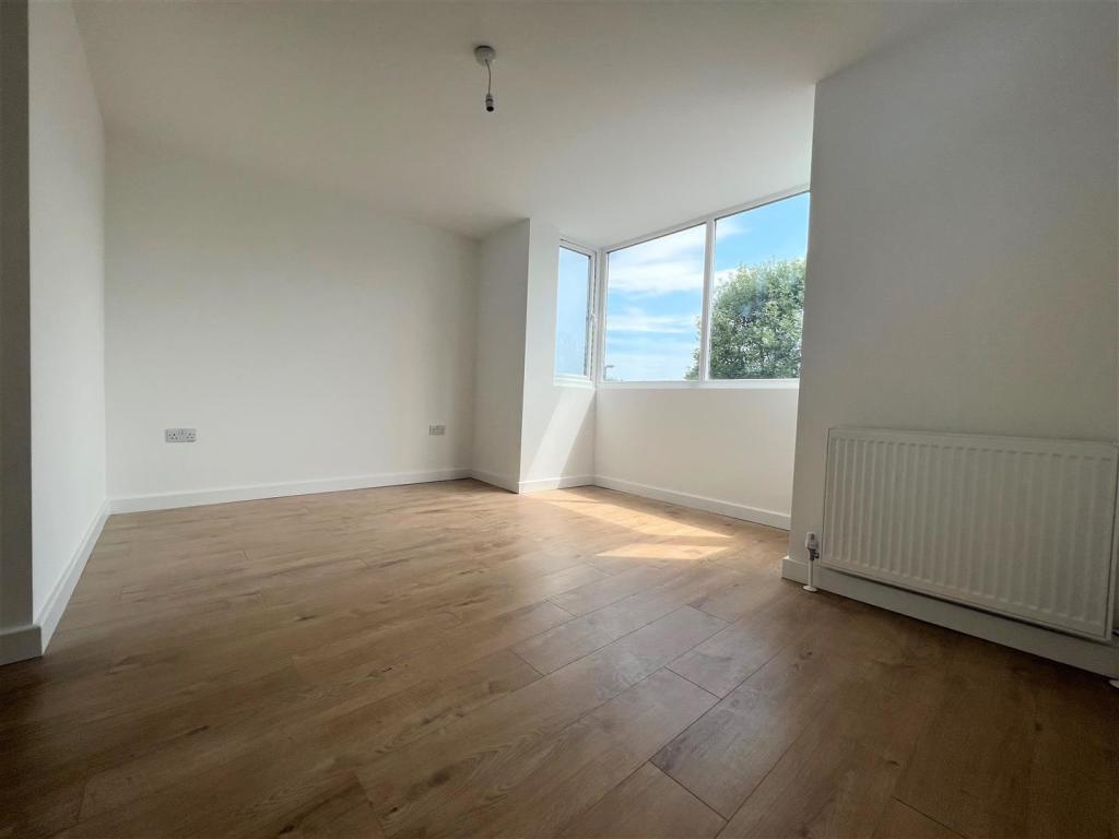 Bedroom.jpg