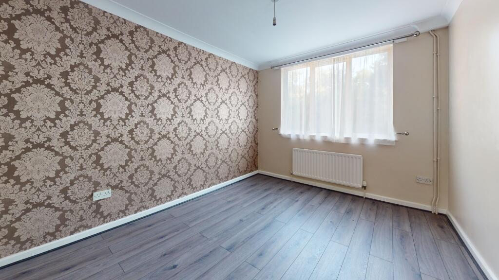 118 Covelees Wall, Winsor Park Estate, Beckton, London, E6 6WF