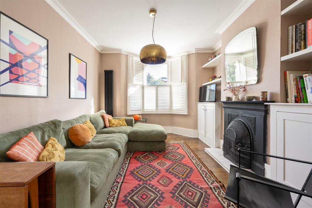 Farmer Road, E10