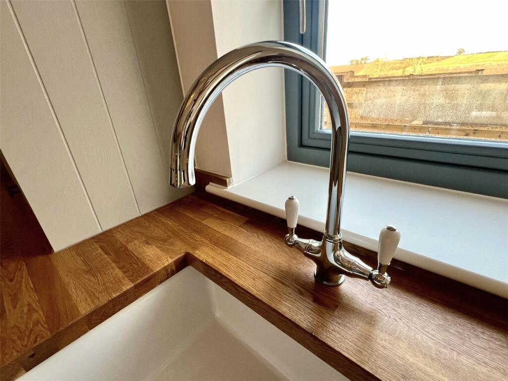 Kitchen Feature
