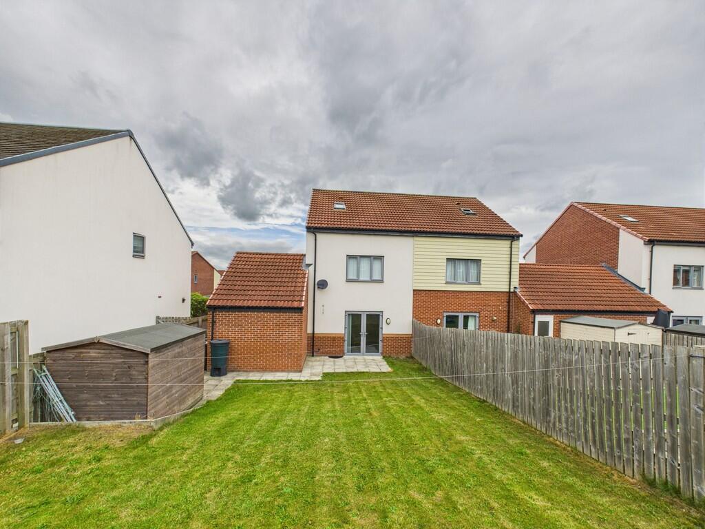 CAM01835G0-PR0246...