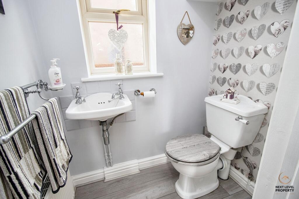 Cloakroom/WC