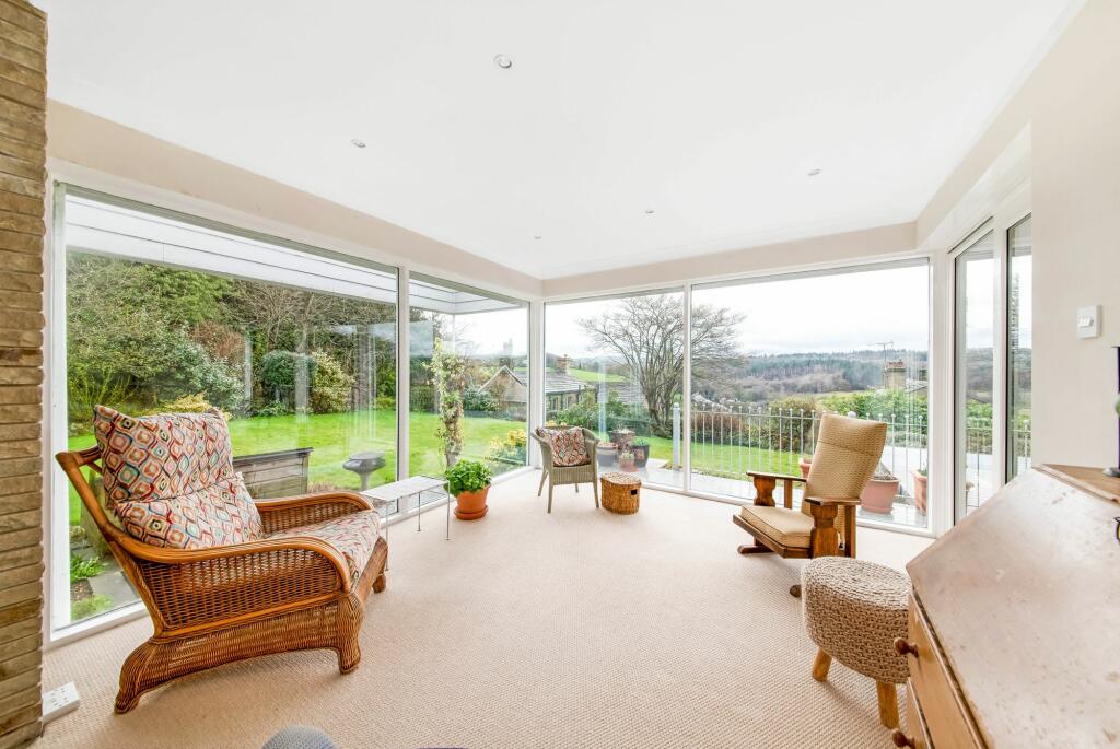 GARDEN ROOM